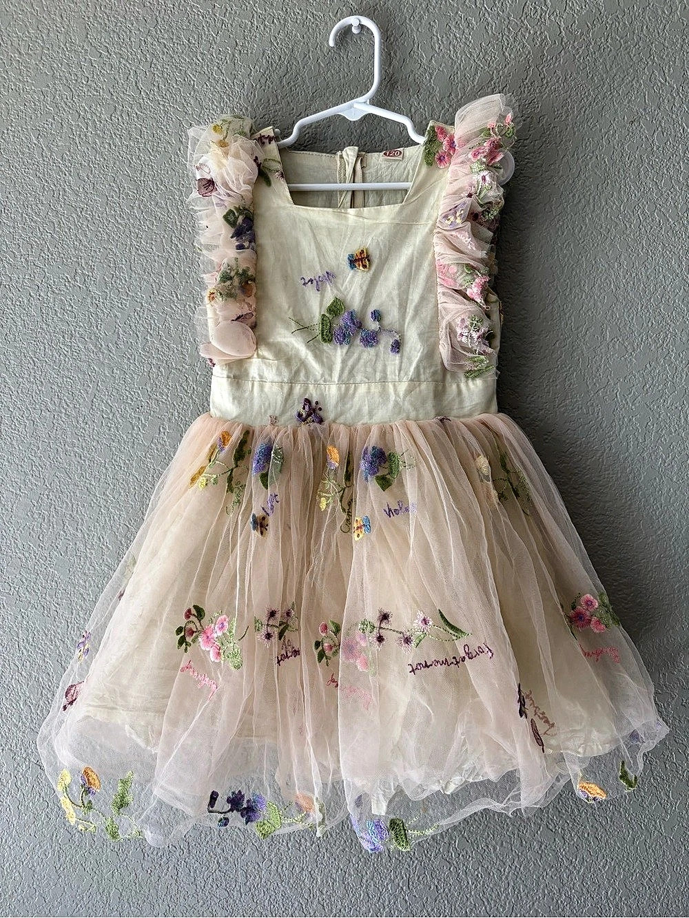 Girls Embroidered Tulle Dress Size 120 Like New